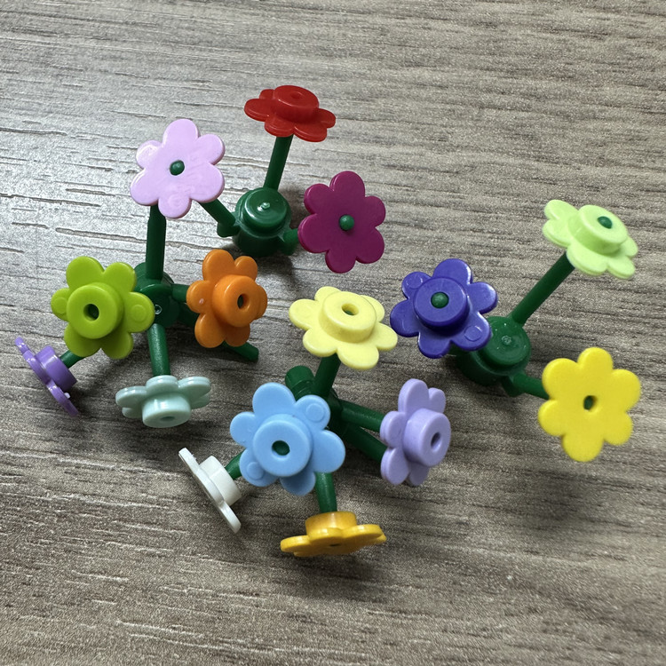 50-1000pcs Small Flower 3742 B - Kids Toys Brand review and price