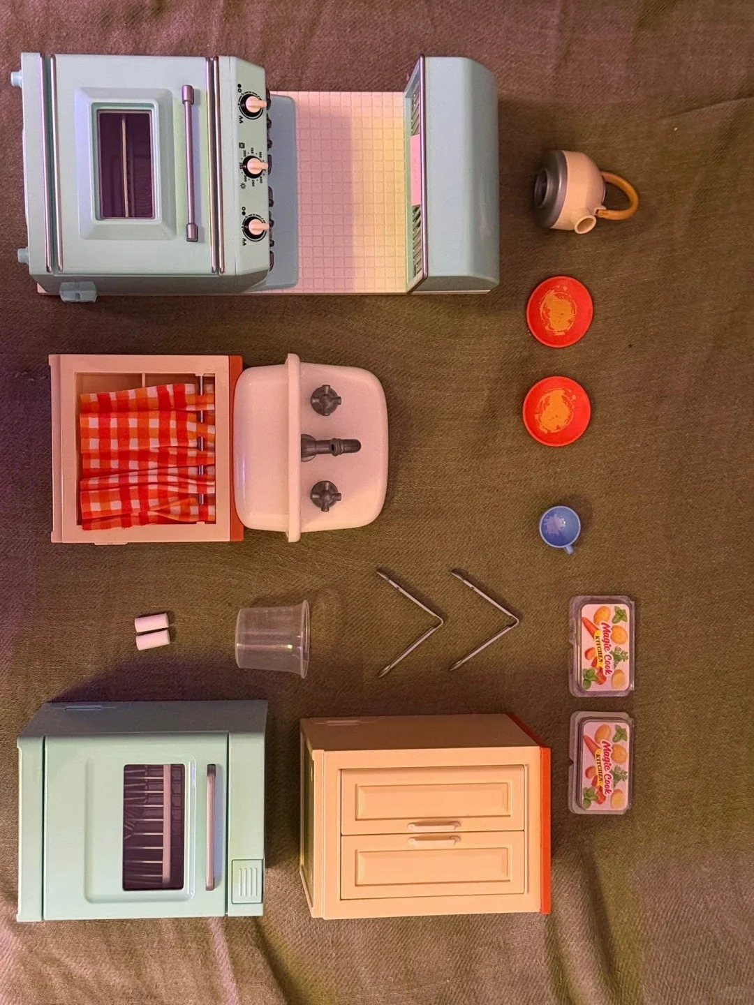Zuru Mini Brands Magic Cook Ki - Sandbox Play Set review and price